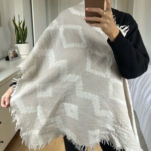 SOLD Wilfred Mosaic triangle scarf